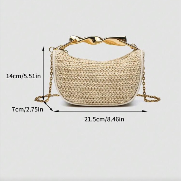 Elegant Cream Woven Handbag - Picture 8 of 10